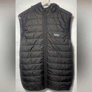 Mens puffer vest w/hood black zip up reflective stripe on the back size medium